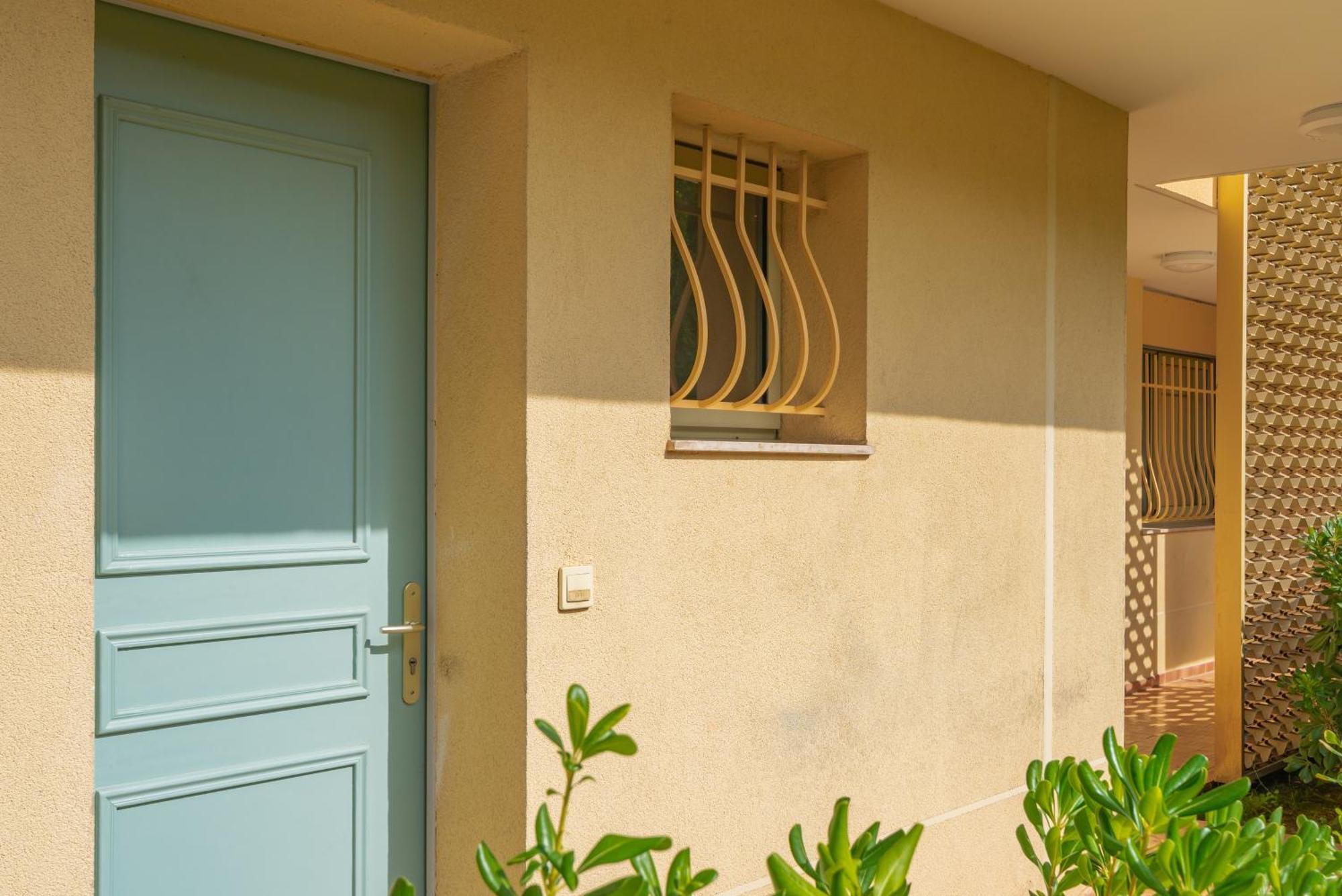 Les 15 Pins & La Mer -Your Green Getaway Near Sea & Beach Antibes Ngoại thất bức ảnh