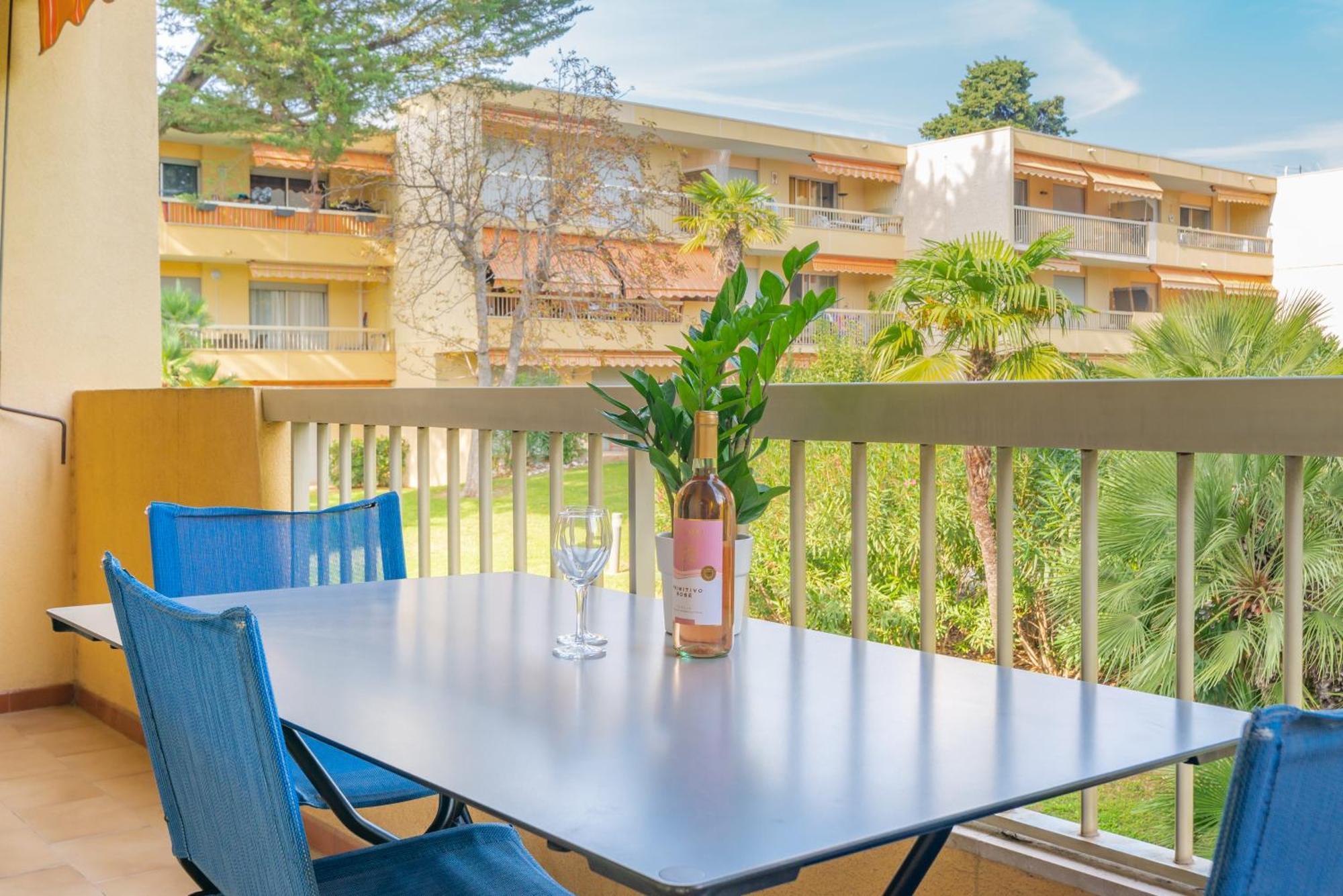 Les 15 Pins & La Mer -Your Green Getaway Near Sea & Beach Antibes Ngoại thất bức ảnh