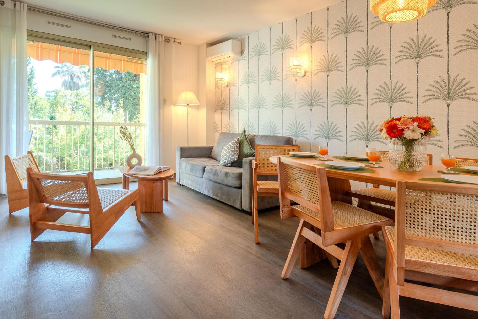 Les 15 Pins & La Mer -Your Green Getaway Near Sea & Beach Antibes Ngoại thất bức ảnh